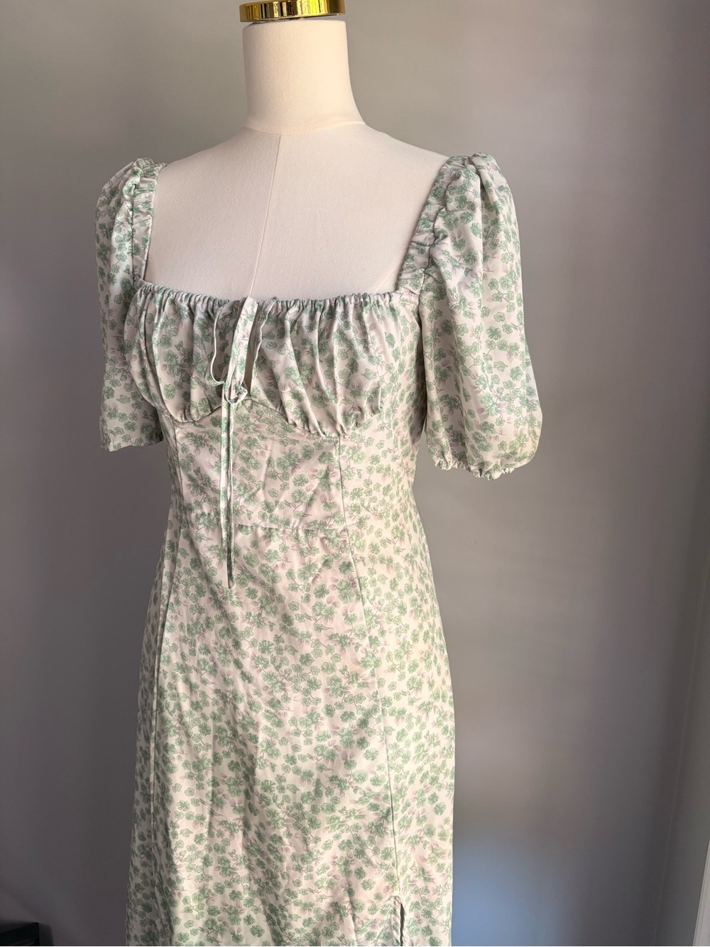 Cider Floral Puff Sleeve Maxi Dress in Light Green